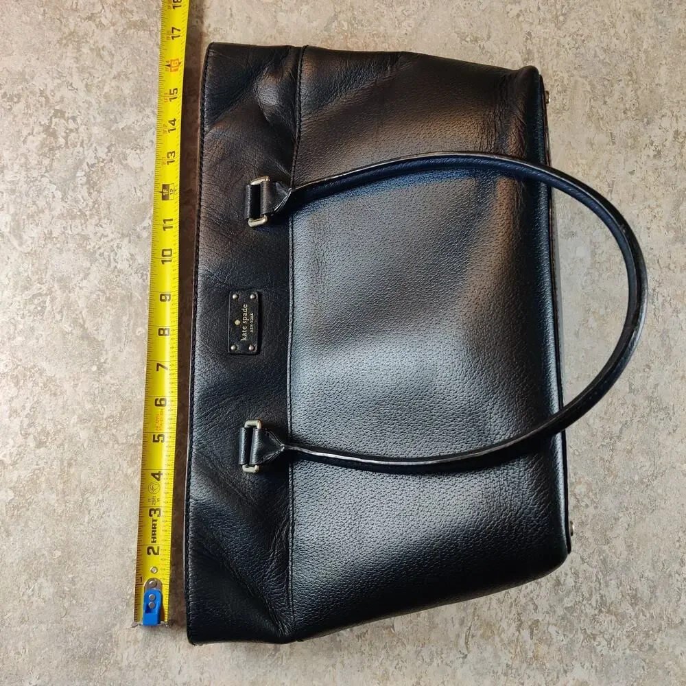 Kate Spade New York Black Leather Purse Shoulderbag RN#0102760 * Minor Flaws *